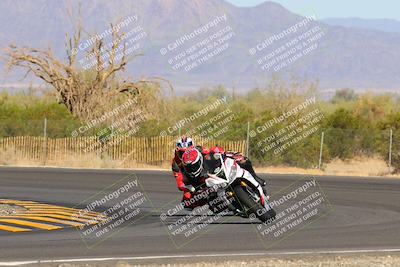 media/Oct-09-2022-SoCal Trackdays (Sun) [[95640aeeb6]]/Turn 3 (930am)/